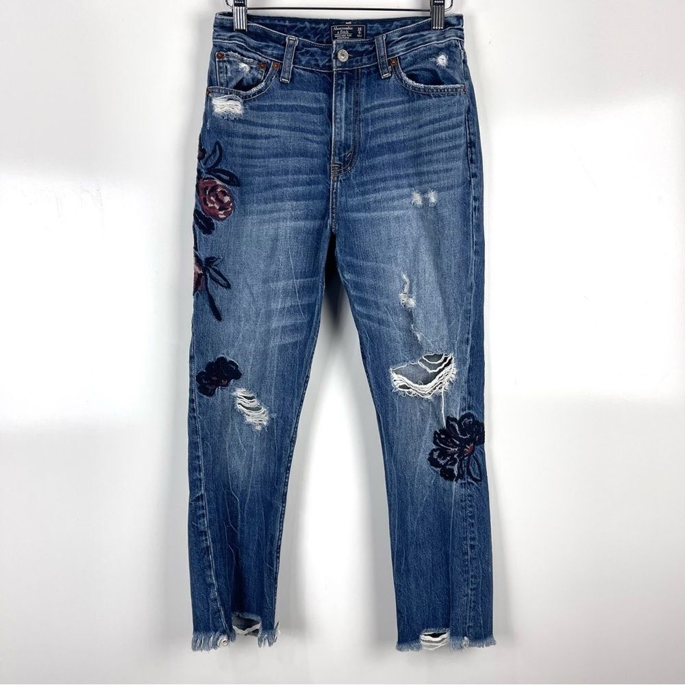 Abercrombie & Fitch Floral Embroidered Annie High Rise Girlfriend Jeans Size 25